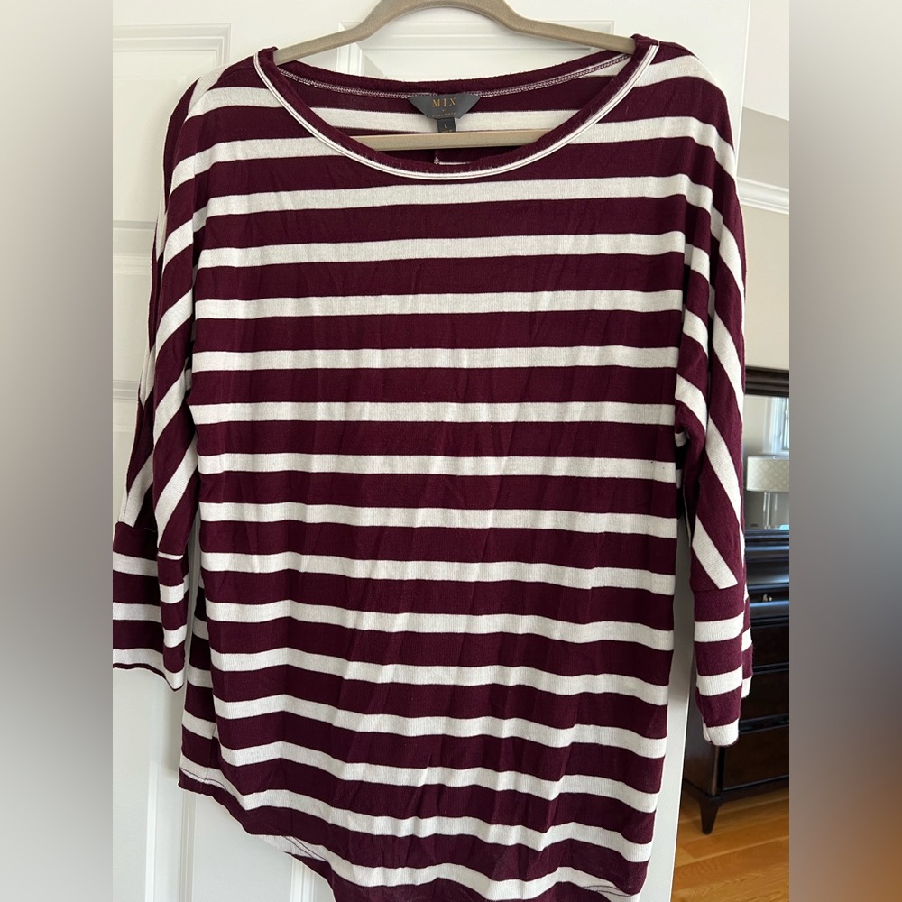 MIX by 41 Hawthorn burgundy and white striped 3/4 sleeve sweater